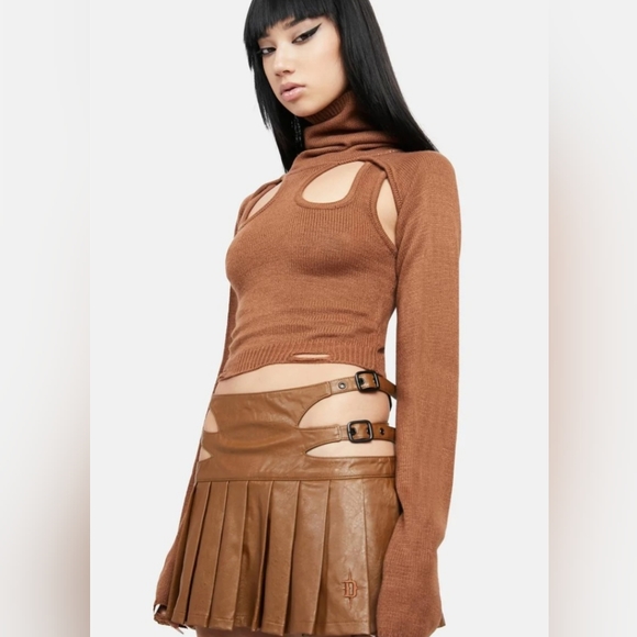 NWT Darker Wavs by Dollskill Knit Cut-out Turtleneck Sweater Top XS Brown - Picture 3 of 6